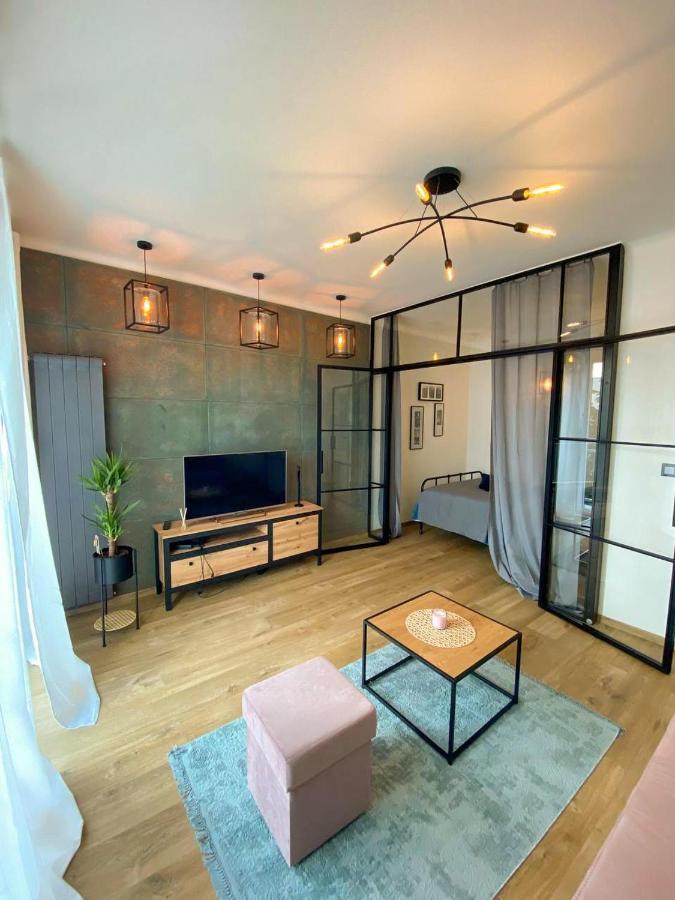 Luxury Apartment Near The Old Town Of Варшава Экстерьер фото